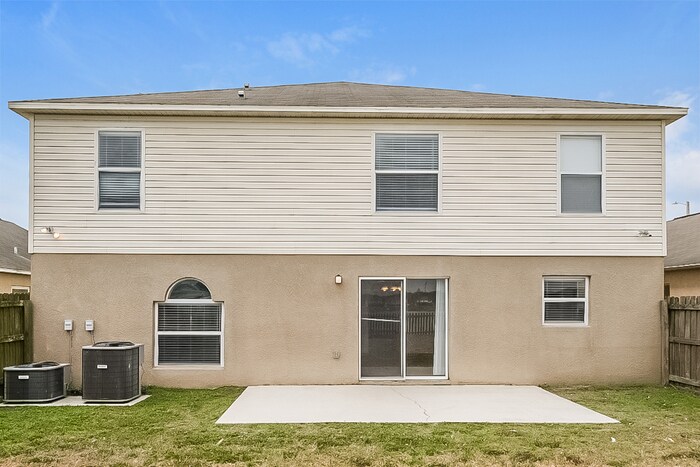 Building Photo - 12627 Lake Vista Dr