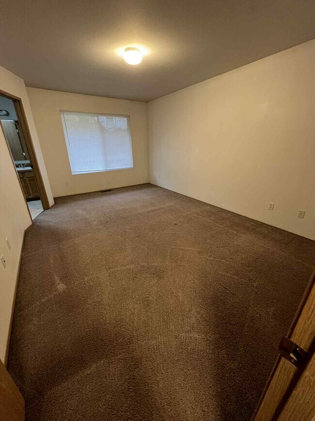 Building Photo - 2966 Sprague St