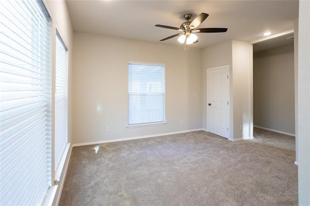 Building Photo - 4522 Reiger Ave