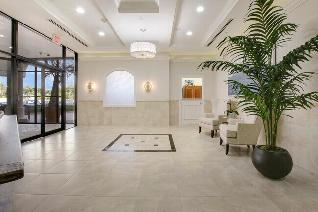 Building Photo - 600 Ocean Dr