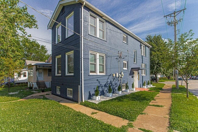 Building Photo - 4099 Fillmore St