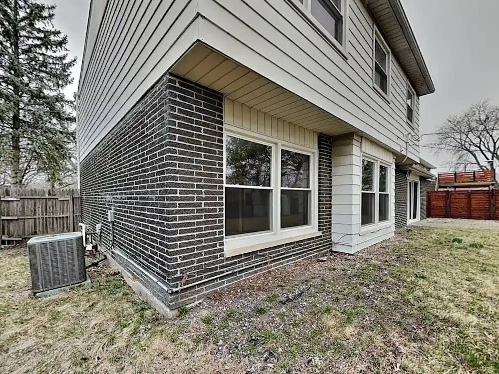 Building Photo - 8613 S Kean Ave