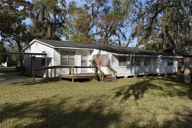 Building Photo - Gorgeous all renovated Home in Richwood, TX