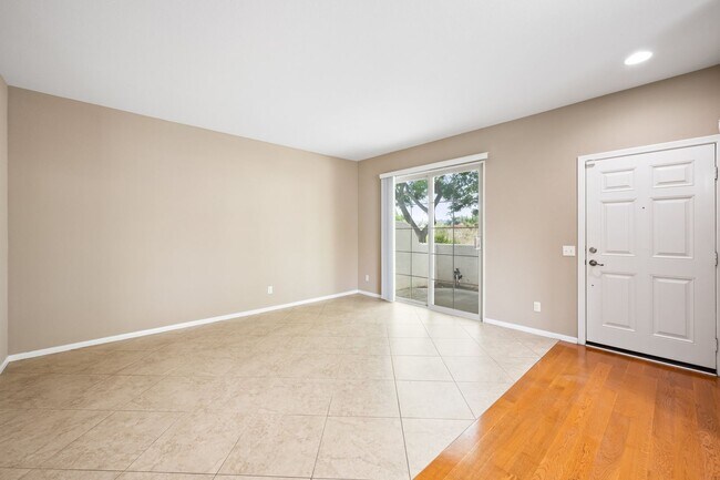 Building Photo - 1527 Cir Ranch Way