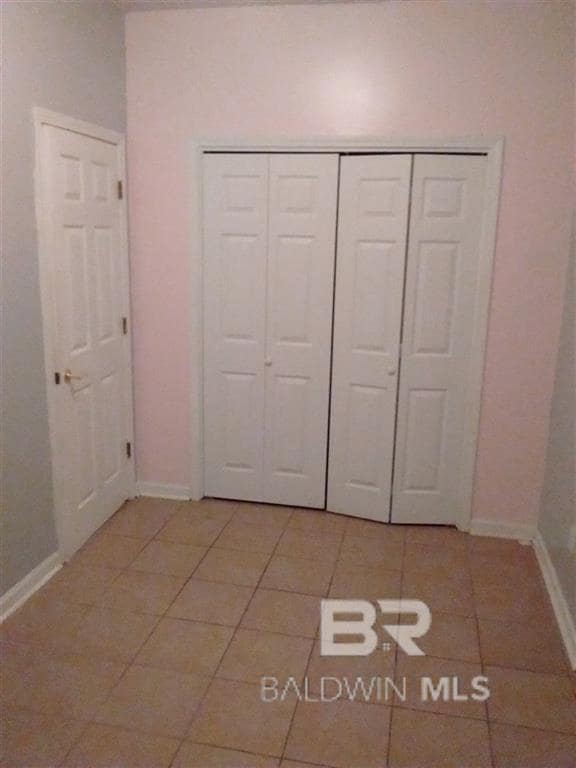 Building Photo - 1129 Sloane Cove