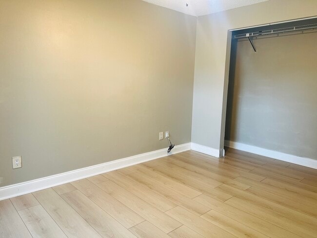 Building Photo - 818 Libra St