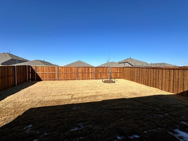 Building Photo - 1613 Elliott Rd