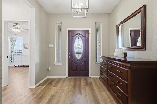 Building Photo - 253 Calvert St