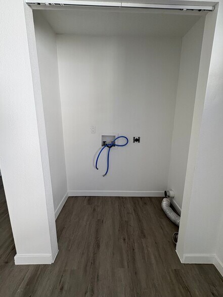 Building Photo - 1314 Richards Ave