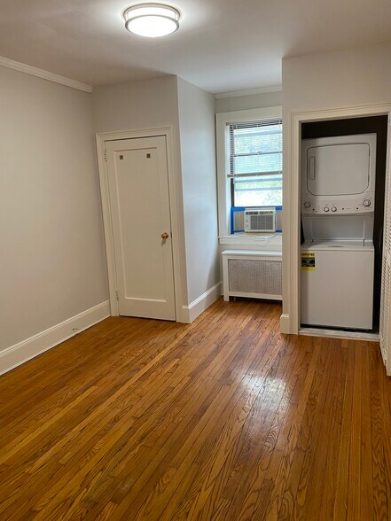 Building Photo - 6749 Juno St