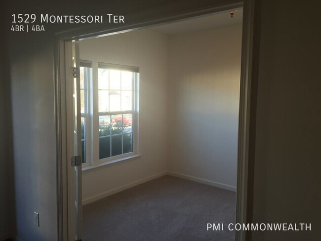Building Photo - 1529 Montessori Ter