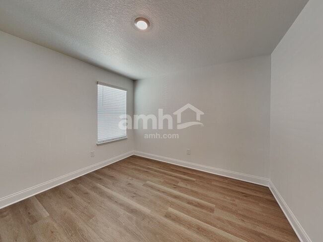 Building Photo - 16388 Aubergine Aly