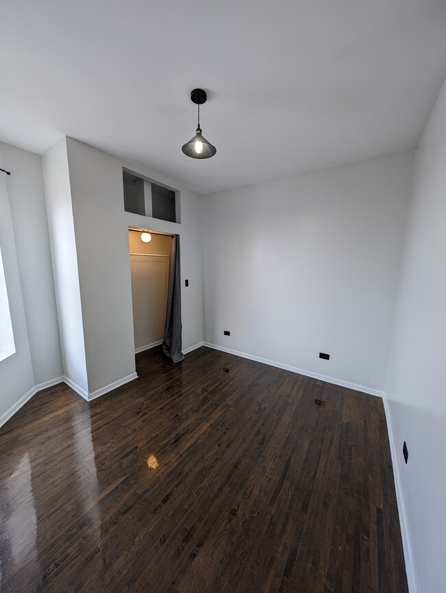 Building Photo - 4105 W 21st St
