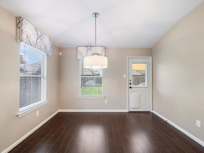 Building Photo - 21639 Falvel Lake Dr