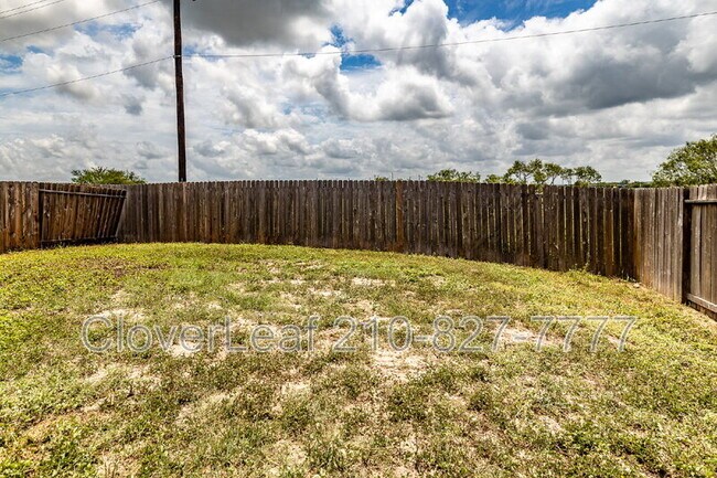 Building Photo - 15266 Snug Harbor Way