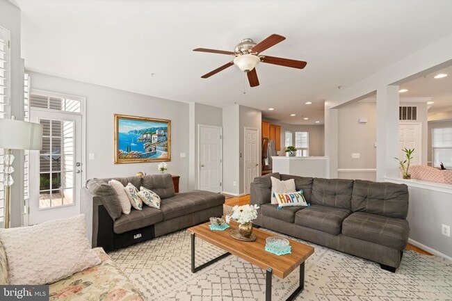 Building Photo - 14348 Sharpshinned Dr