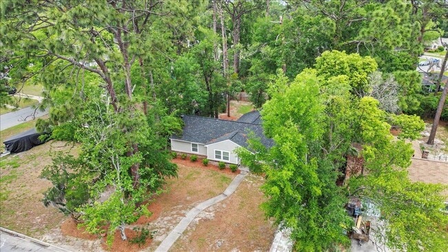 Building Photo - 2204 Mason Dr