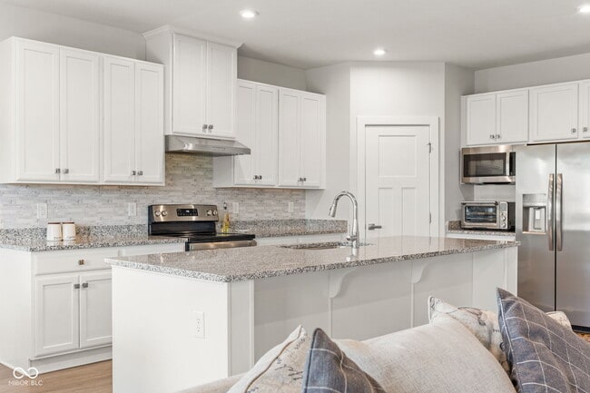 Building Photo - 569 Wilsons Farm Dr