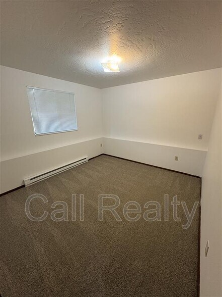 Building Photo - 3911 S Moffitt Rd