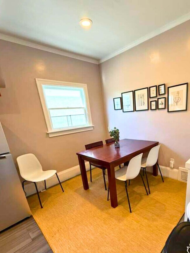 Building Photo - 254 29th St