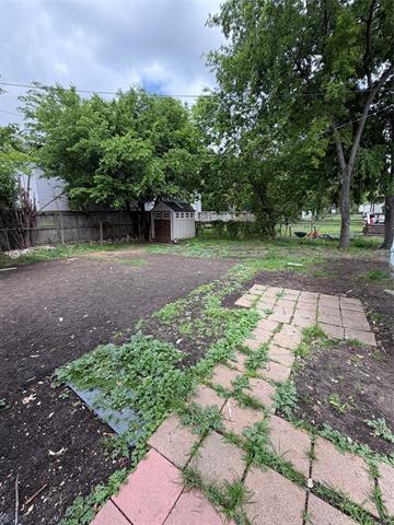 Building Photo - 1227 Avenue Ave