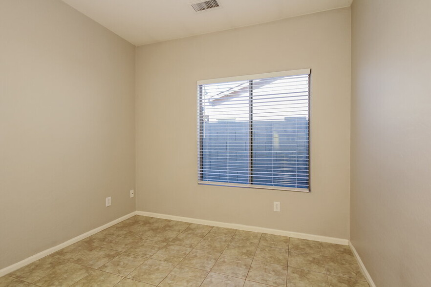 Building Photo - 17446 W Papago St