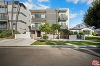 Building Photo - 1530 S Hayworth Ave