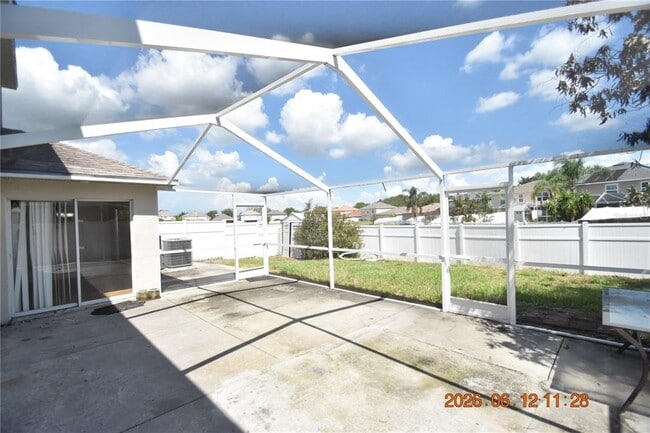 Building Photo - 10924 Subtle Trail Dr