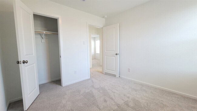 Building Photo - 27634 Spearmint Ridge Dr