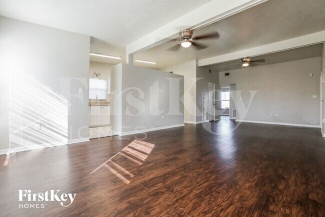 Building Photo - 21435 Gibralter Dr