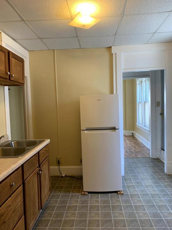 Building Photo - 204 1/2 Cedar St