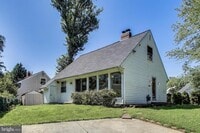 Building Photo - 5714 Ridgway Ave