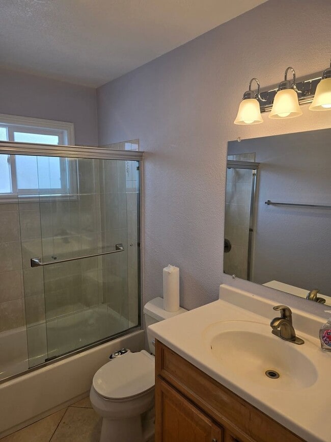 Building Photo - Beautiful Rental in Stanton for Lease