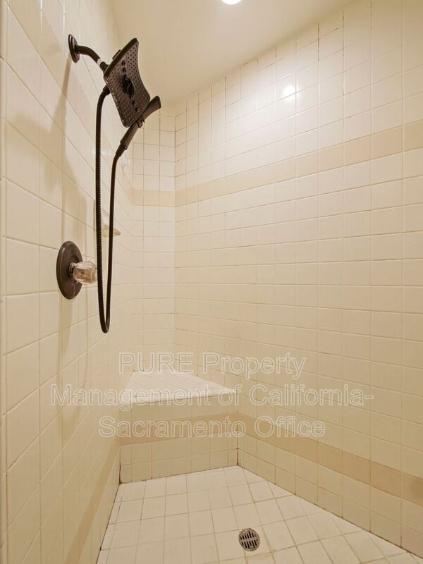Building Photo - 8777 Cooperston Way