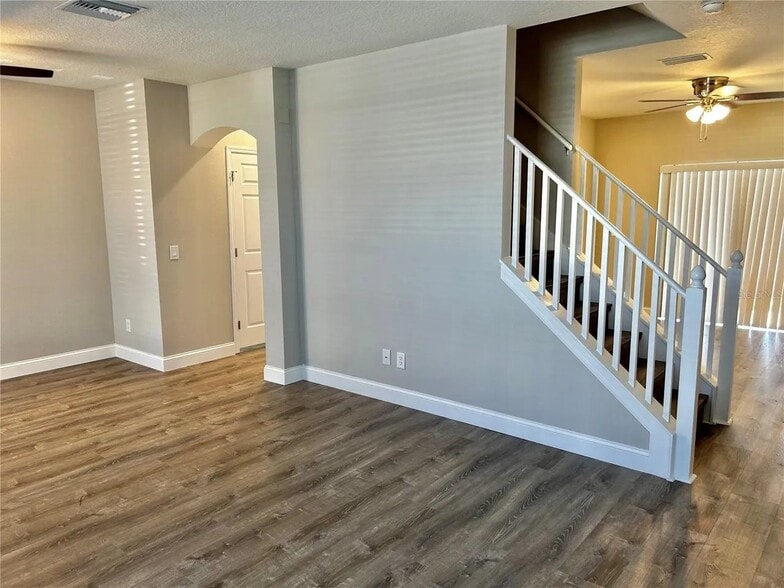 Building Photo - 3420 Broken Bow Dr