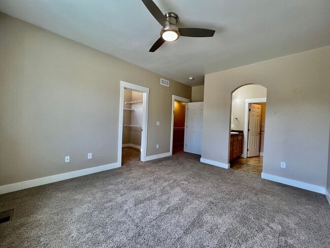 Building Photo - Townhome at Enclave for Rent in Rifle