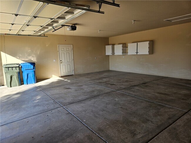 Building Photo - 2662 Bella Sera Dr