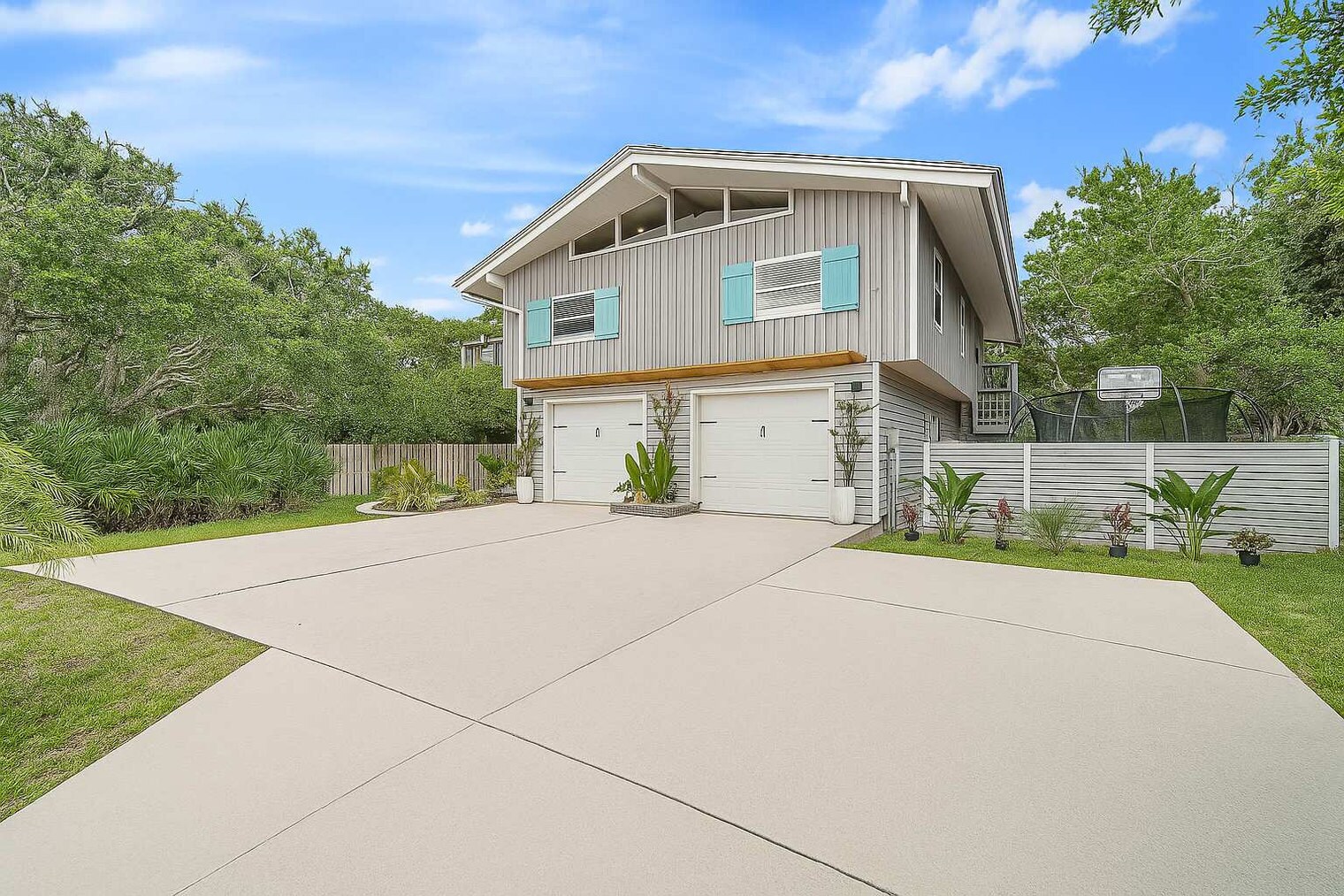 Building Photo - 120 Sherwood Ave