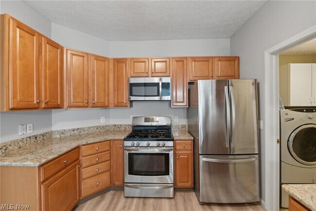 Building Photo - 2672 Wyndgate Ct