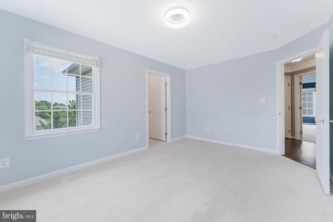 Building Photo - 20152 Boxwood Pl