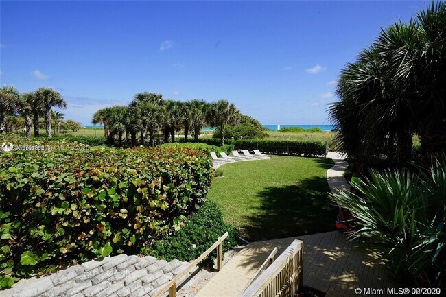 Building Photo - 9499 Collins Ave