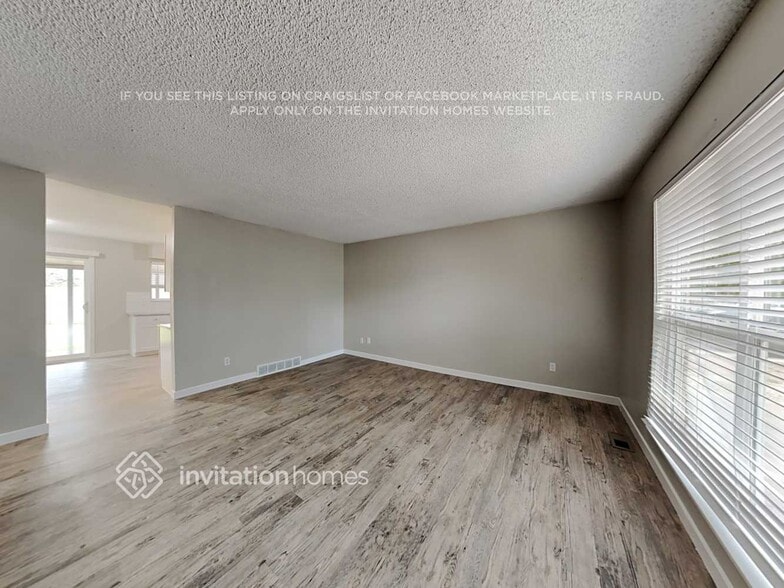 Building Photo - 2557 S Memphis Way