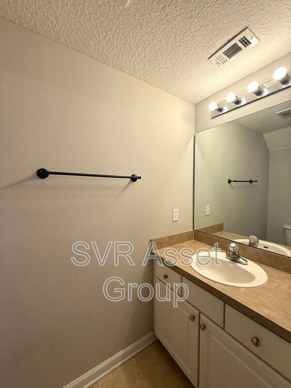 Building Photo - 7850 Melvin Rd