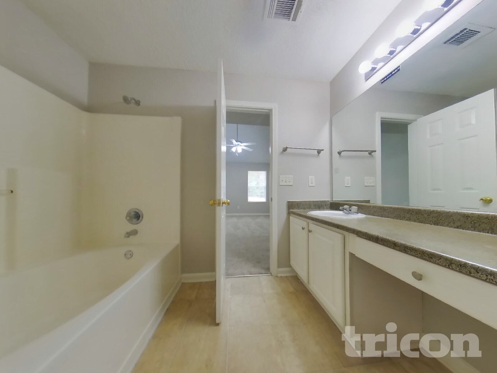 Building Photo - 2269 Charleston Pointe SE