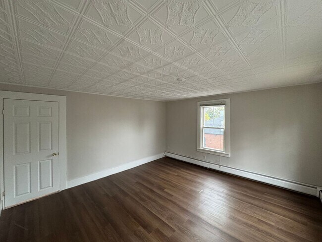 Building Photo - 45 Friend St