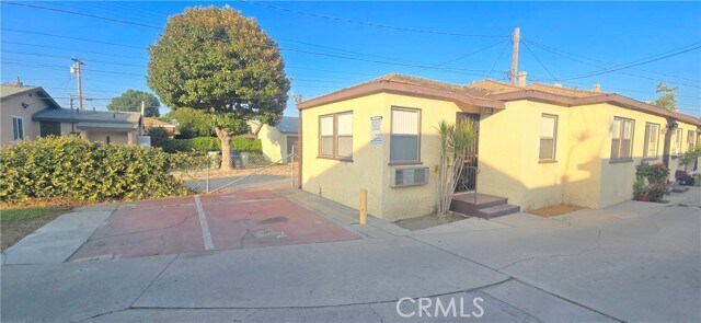 Building Photo - 6702 Flora Ave