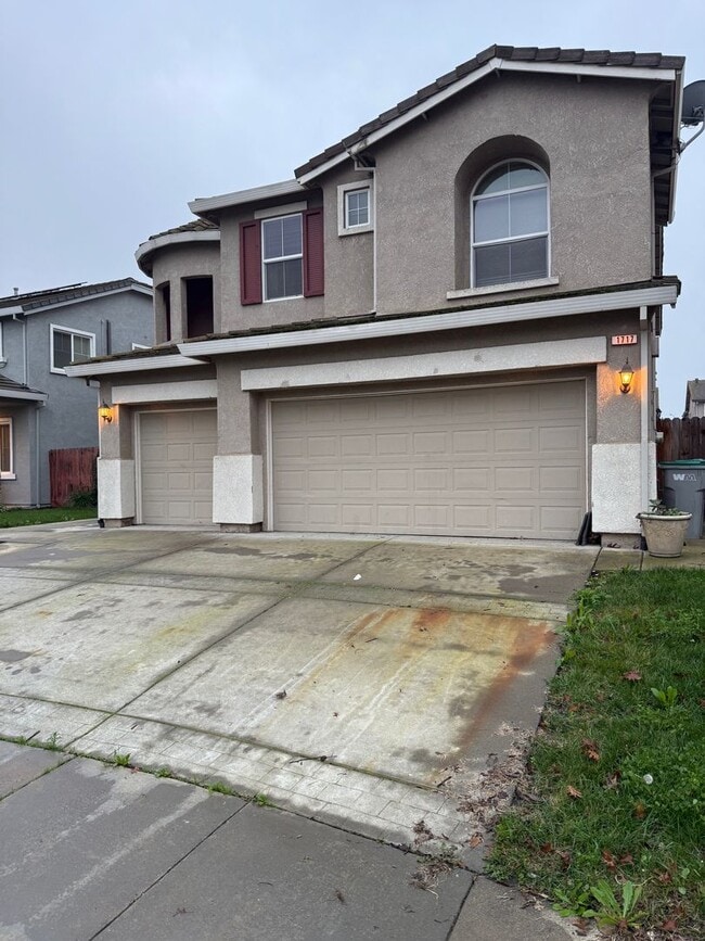 Building Photo - 1717 Monte Vista Ct