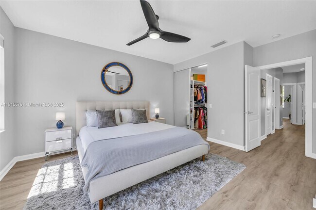 Building Photo - 418 Capistrano Dr