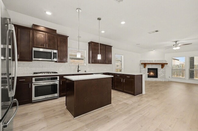Building Photo - 10020 Levelland Pl