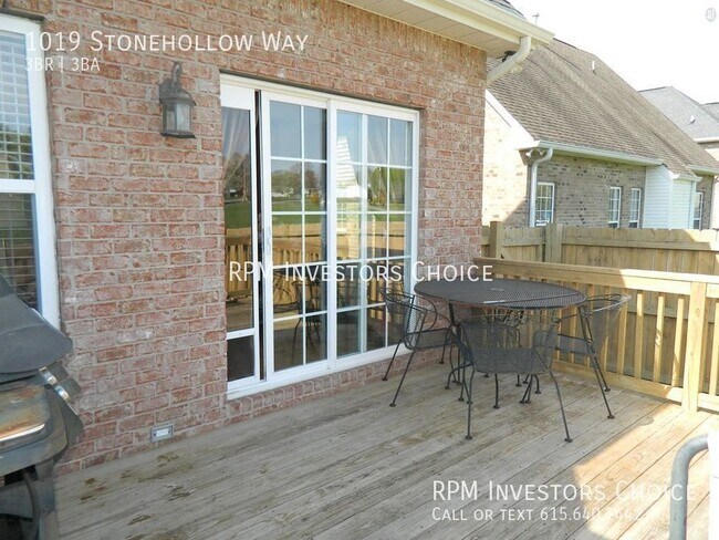 Building Photo - 1019 Stonehollow Way